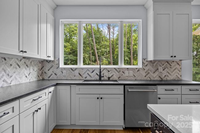 2418 Lexington Approach Dr, House other with 4 bedrooms, 4 bathrooms and null parking in Charlotte NC | Image 11