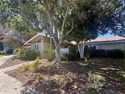 b-745 Avenida Majorca, Laguna Woods, CA, 92637 | Card Image