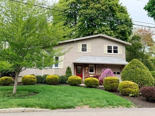 12 Barbara Rd, Canton, MA, 02021-2302 | Card Image