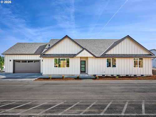 1281 Brown St, Woodburn, OR, 97071-5739 | Card Image