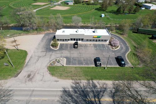 9595 E M 21, Ovid, MI, 48866-8400 | Card Image