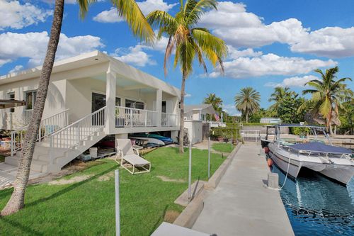 314 Loeb Ave, Key Largo, FL, 33037-4840 | Card Image