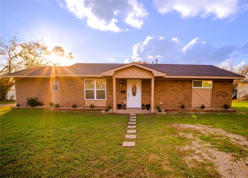 903 N Kaufman St, Mexia, TX, 76667-2437 | Card Image