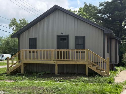 722 Armory Ave, Chariton, IA, 50049-2131 | Card Image