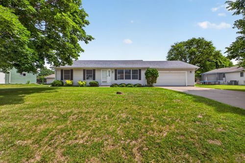 919 Sycamore St, Lake City, MN, 55041-2146 | Card Image