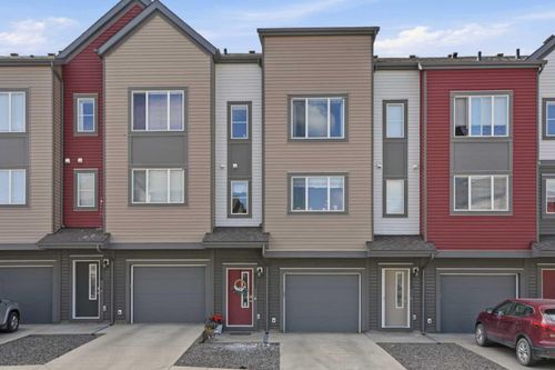 227 Copperpond Row Se, Calgary, AB, T2Z1H2 | Card Image