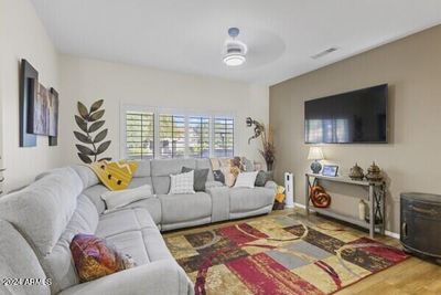 Cozy Family Room | Image 3