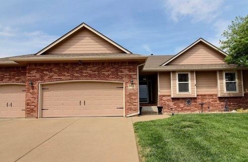 12318 E Lincoln Ct, Wichita, KS, 67207-7001 | Card Image