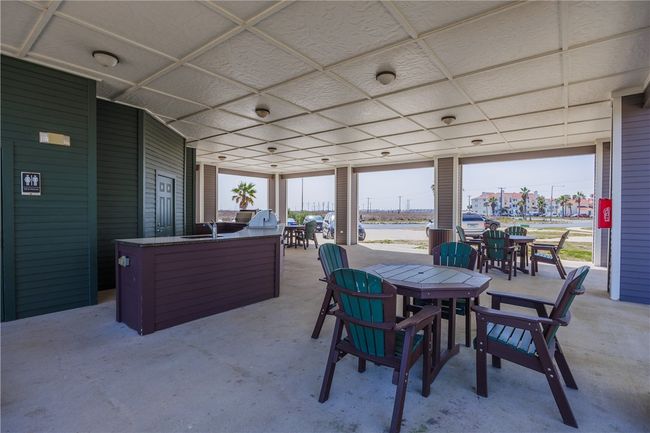 Community kitchen outdoor area. | Image 26