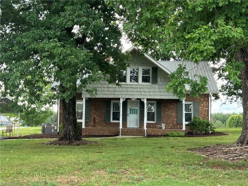 3798 Clingman Rd, Ronda, NC, 28670-9357 | Card Image