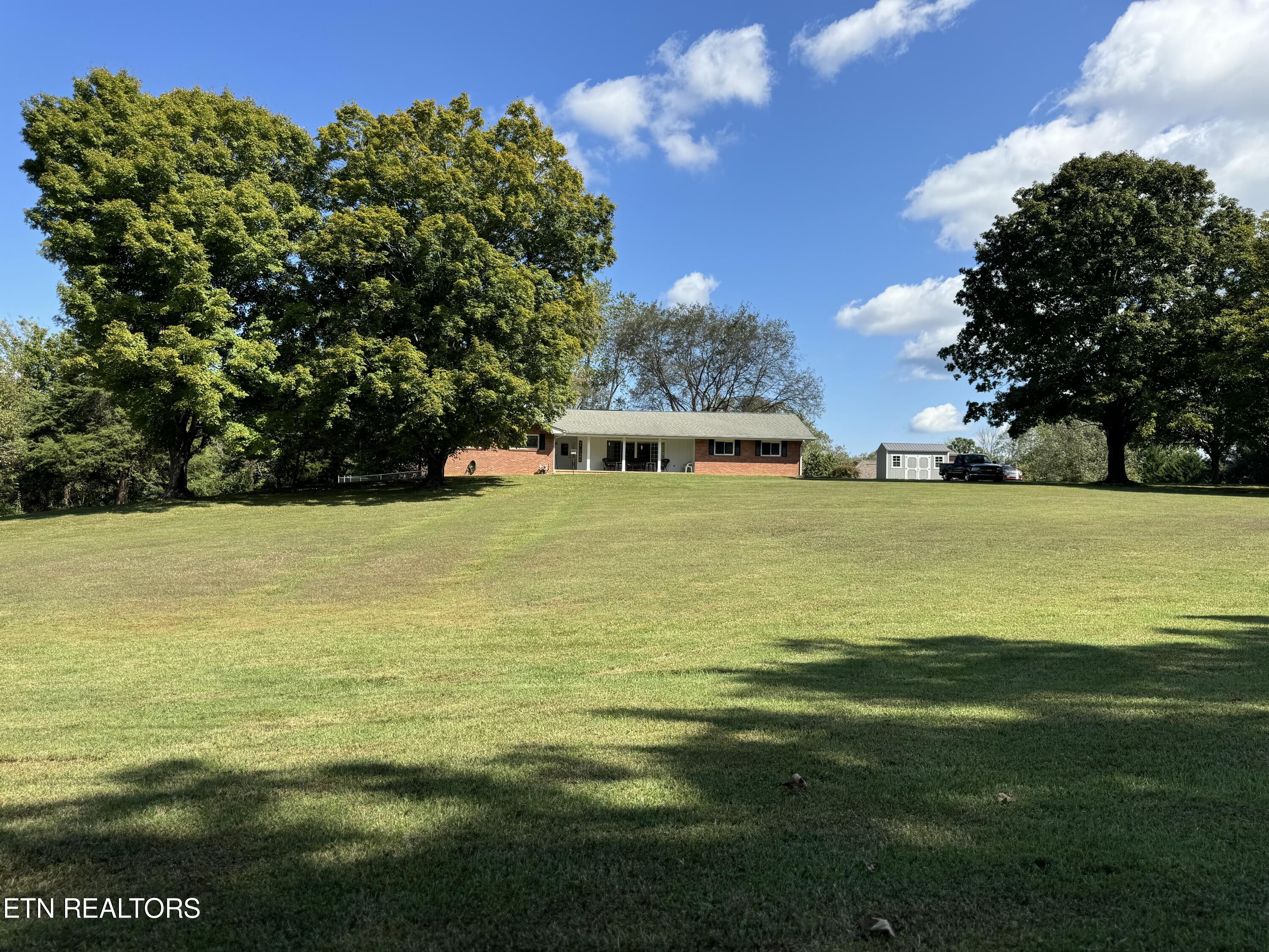 Hardin Ln, Sevierville, TN 37862