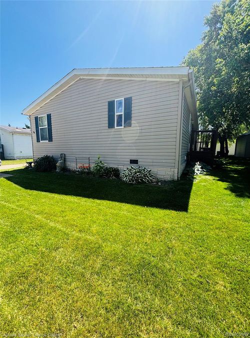 4481 Single Tree Dr, Howell, MI, 48843-7298 | Card Image