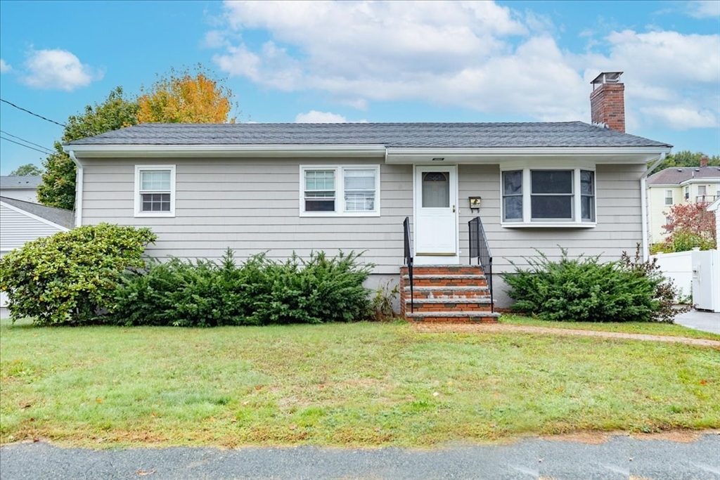 Blaney Ave, Peabody, MA 01960