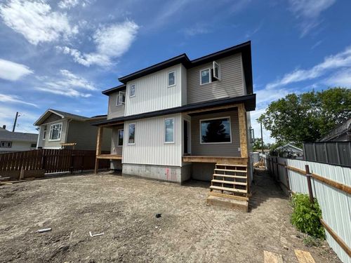 1-916 9 St N, Lethbridge, AB, T1H1Z8 | Card Image