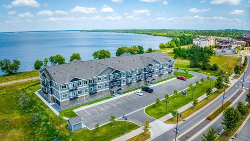 100-715 Lake Shore Dr Ne, Bemidji, MN, 56601 | Card Image
