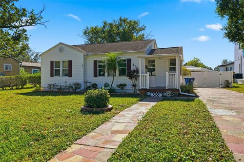 1106 W Peninsular St, TAMPA, FL, 33603-5214 | Card Image