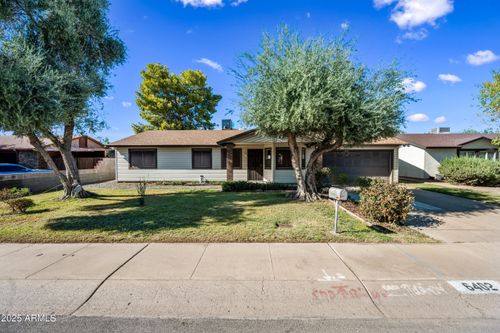 6402 W Mckinley St, Phoenix, AZ, 85043-2411 | Card Image