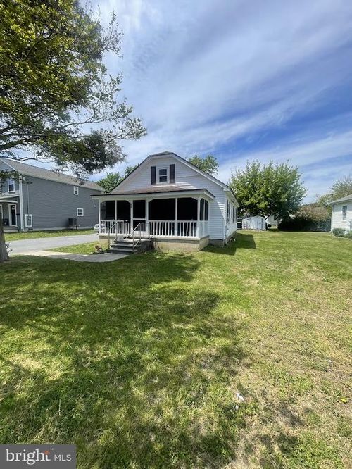 305 Rosa St, Georgetown, DE, 19947-1249 | Card Image