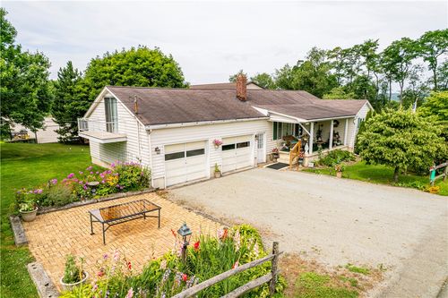 111 Razza Rd, New Derry, PA, 15671-1057 | Card Image