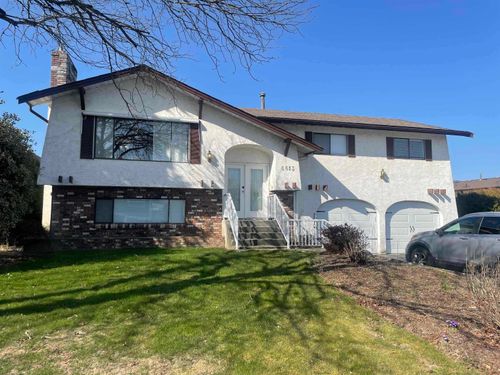 {{alt}} | Card Image