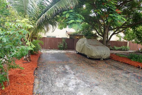 4332 Nw 3rd Ter, Deerfield Beach, FL, 33064-2533 | Card Image
