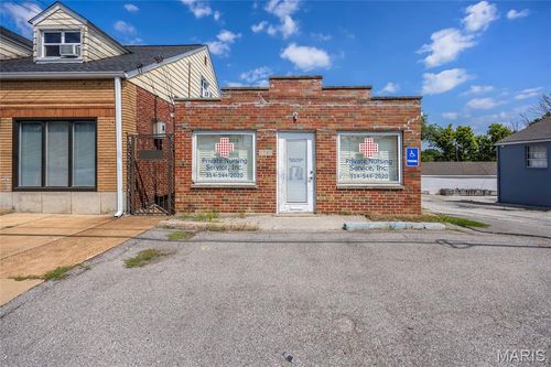 9713 Gravois Rd, Saint Louis, MO, 63123-4346 | Card Image