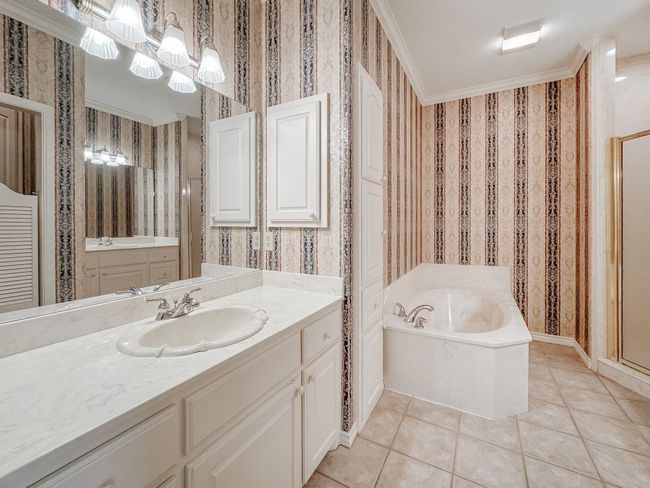 616 Mockingbird Pl, House other with 2 bedrooms, 3 bathrooms and null parking in Corsicana TX | Image 20