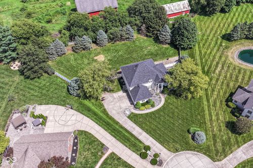 6045 Hunters Ct, Pendleton, IN, 46064-8701 | Card Image