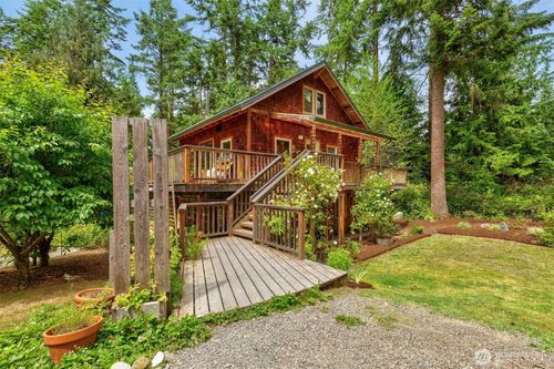 73 Middlepoint Rd, Port Townsend, WA, 98368-9754 | Card Image
