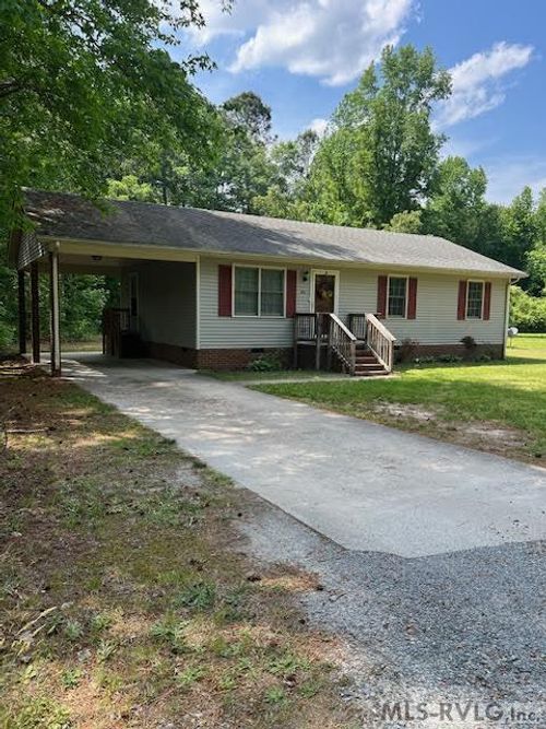 411 S Braxton Ave, Jarratt, VA, 23867-9009 | Card Image