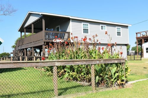 1270 County Road 202, Sargent, TX, 77414-2204 | Card Image