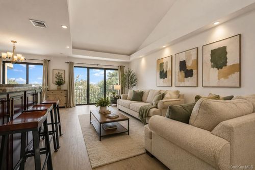 10b-12009 Riviera Ct, College Point, NY, 11356-1108 | Card Image