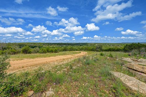 19131 Wolfridge 273 Ranch Road, Killeen, TX, 76549 | Card Image