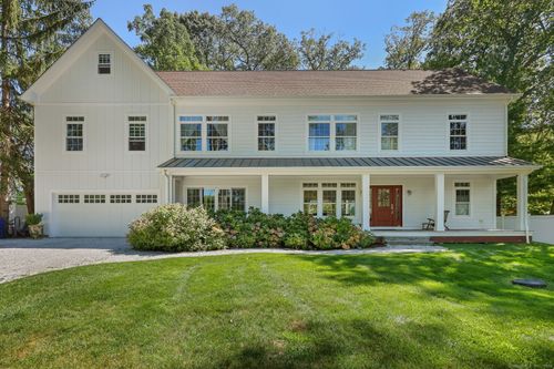 40 Arnold Ln, Norwalk, CT, 06853-1901 | Card Image