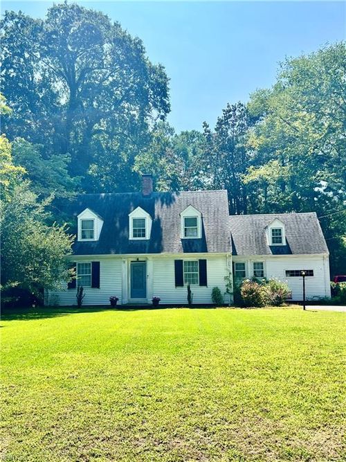1209 Clay Street, Franklin, VA, 23851 | Card Image