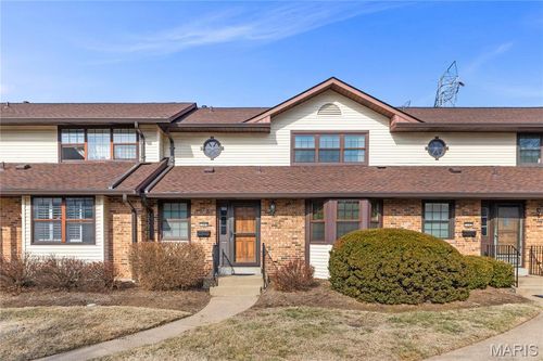 1341 Snapdragon Ct, Saint Louis, MO, 63146-4364 | Card Image