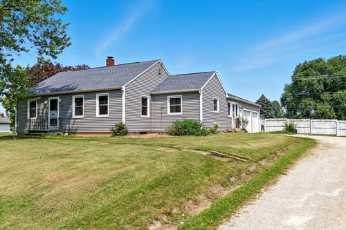 507 W State St, Ashley, IN, 46705-9622 | Card Image