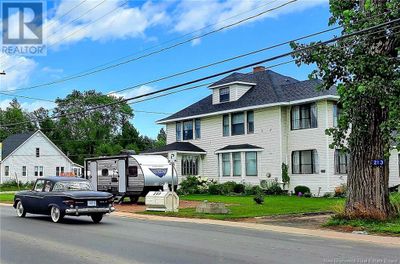 209 Main St, House other with 3 bedrooms, 3 bathrooms and null parking in Chipman NB | Image 3