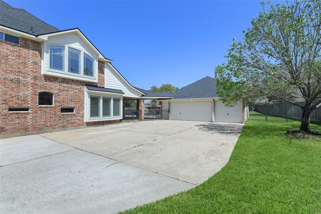 Great driveway! | Image 40
