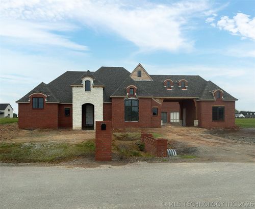 31719 E Two Socks Dr, Broken Arrow, OK, 74014-5097 | Card Image