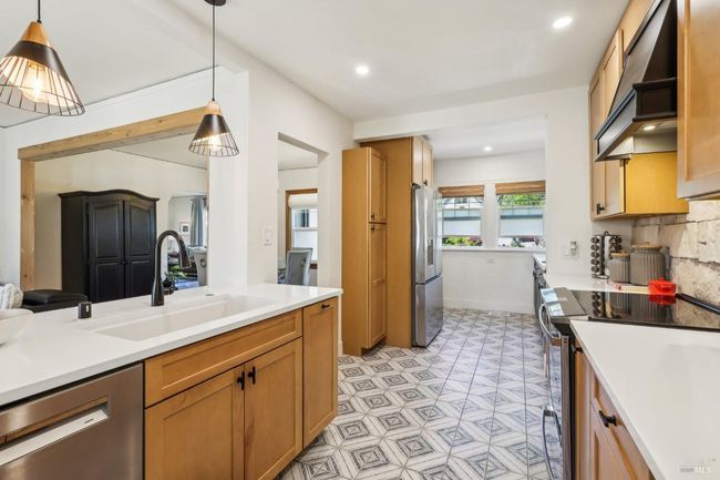 17 Hanns Ave, House other with 4 bedrooms, 2 bathrooms and 4 parking in Vallejo CA | Image 23