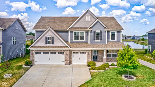 3224 Emmaline Dr, Brownsburg, IN, 46112-5807 | Card Image