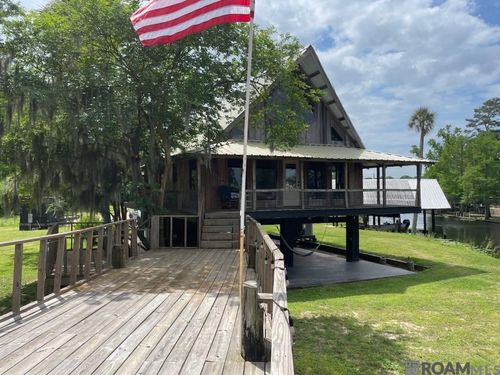 13195 Perch St, Maurepas, LA, 70449-5604 | Card Image