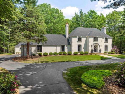 27 Nathan Lord Road, Amherst, NH, 03031 | Card Image