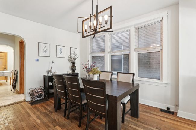 3617 N Whipple St, Home with 6 bedrooms, 2 bathrooms and 2 parking in CHICAGO IL | Image 4
