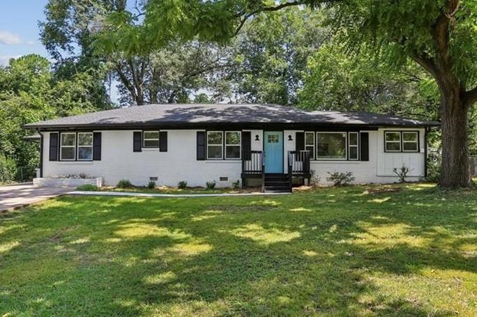 Capri Dr, Decatur, GA 30032
