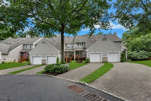 35 Reagan Way, Township Of Washington, NJ, 07676-4753 | Card Image