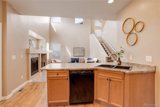 Excellent Gathering Space | Image 5