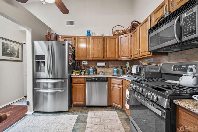 45 Amethyst Way, Townhouse with 2 bedrooms, 1 bathrooms and null parking in FRANKLIN PARK NJ | Image 7