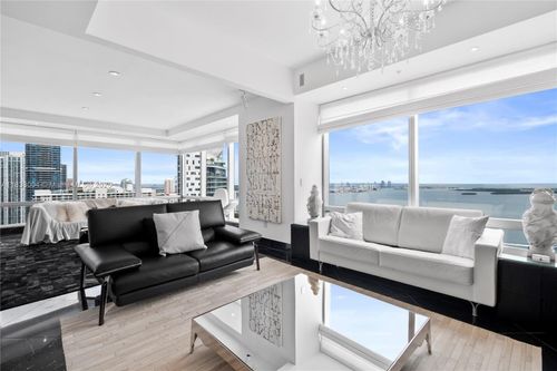 apt-42e-1425 Brickell Ave, Miami, FL, 33131-3401 | Card Image